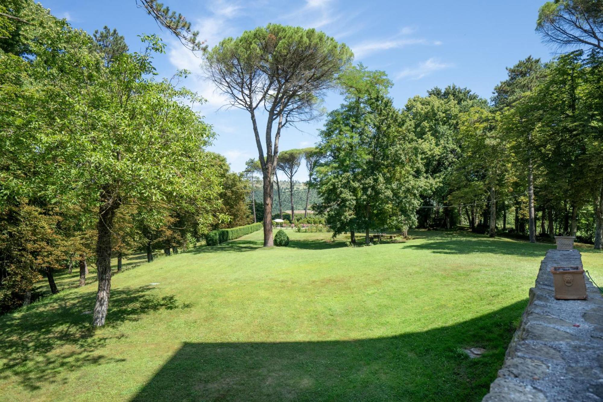 فيلا Castello Di Magrano غوبيو المظهر الخارجي الصورة